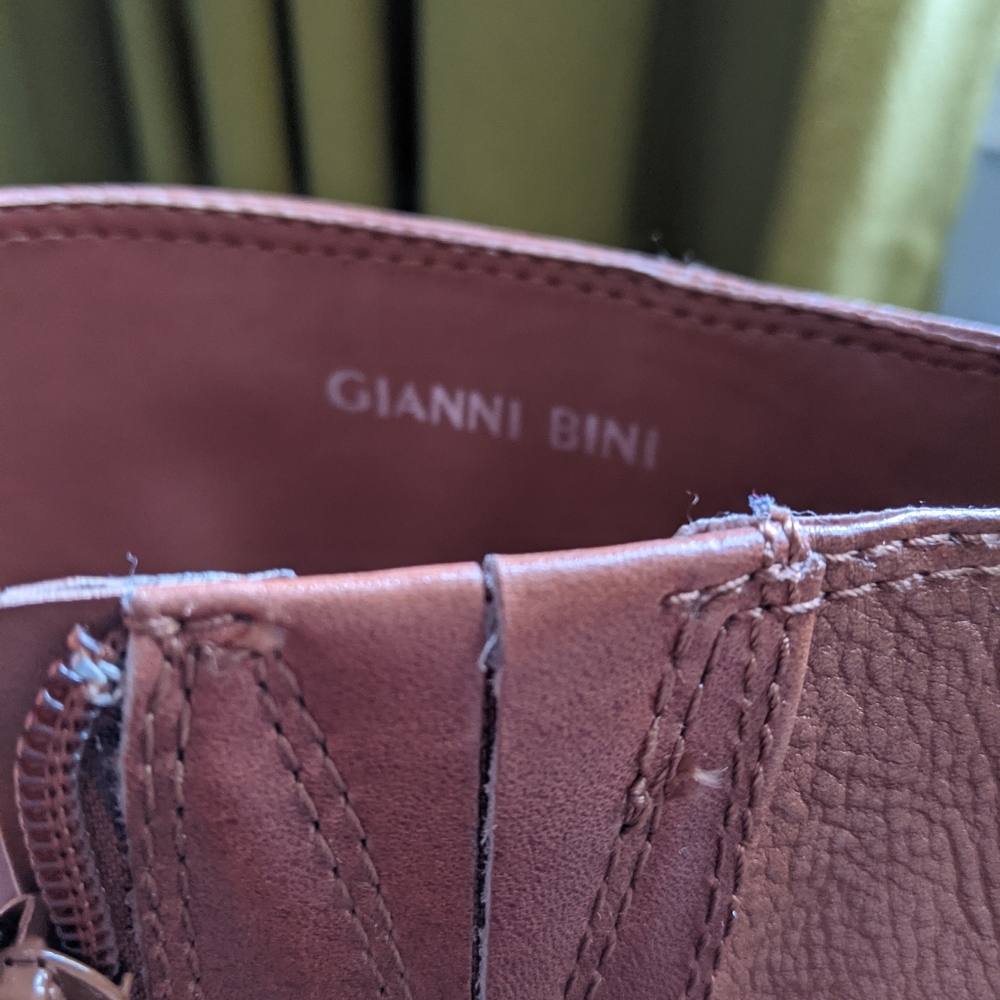 Gianni Bini Bow Boots - Picture 6 of 10